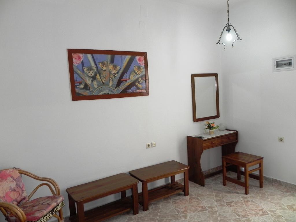 Mihalis Studios Lakki  Номер фото